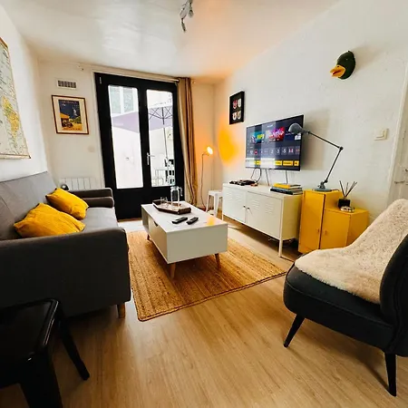 Apartamento Le Petit Re, Hypercentre, Garage Prive, Terrasse Niort Exterior foto