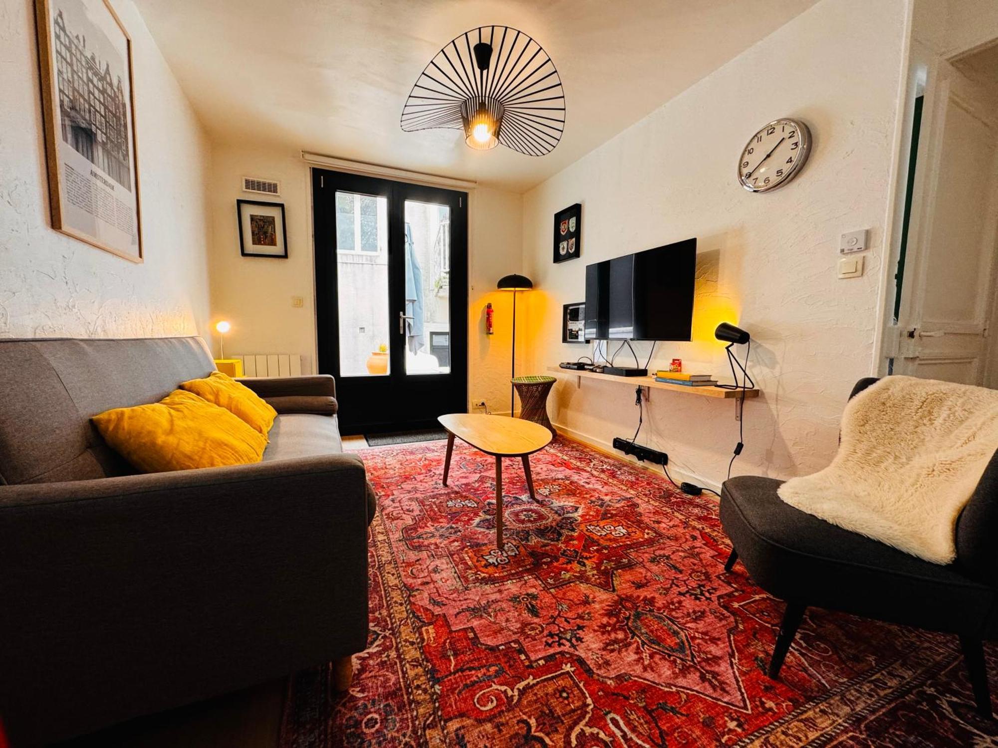 Le Petit Re, Hypercentre, Garage Prive, Terrasse Apartment