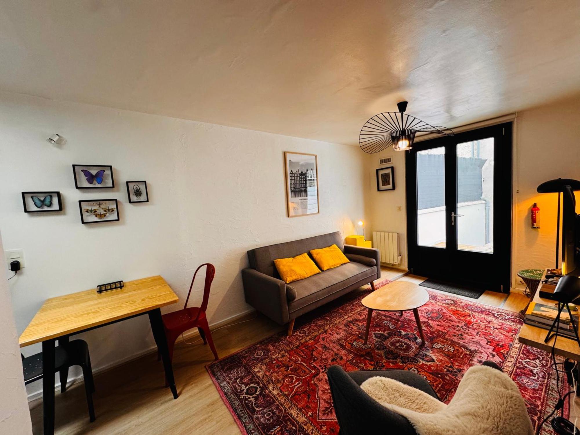 Apartment Le Petit Re, Hypercentre, Garage Prive, Terrasse *